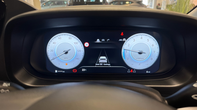 Hyundai i20 1.0T GDi 90 Tech Line 5dr Petrol Hatchback - Image 18